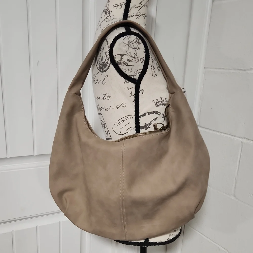 Universal Thread chic versatile